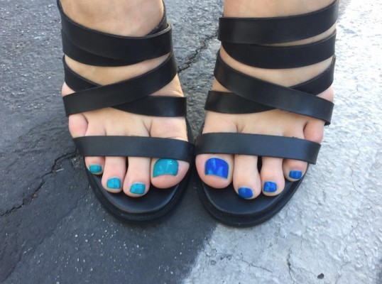 POLL: Rydel couldn't decide which color? Which would you choose?