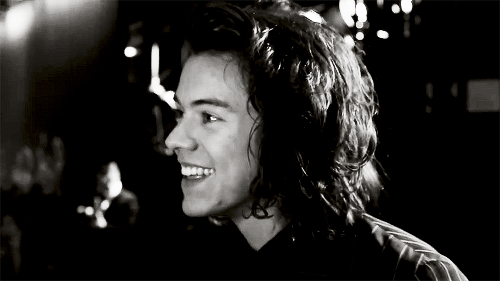 Harry Styles: 7 Times His Smile Made Us Want to Melt ...