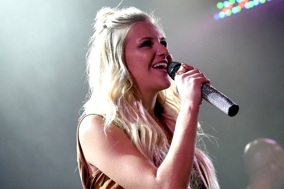 Kelsea Ballerini Is Performing At A Major Awards Show!