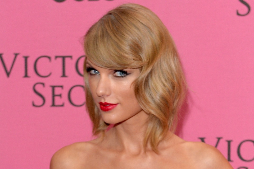 Taylor Swift Talks Fairytale Romance With Calvin Harris