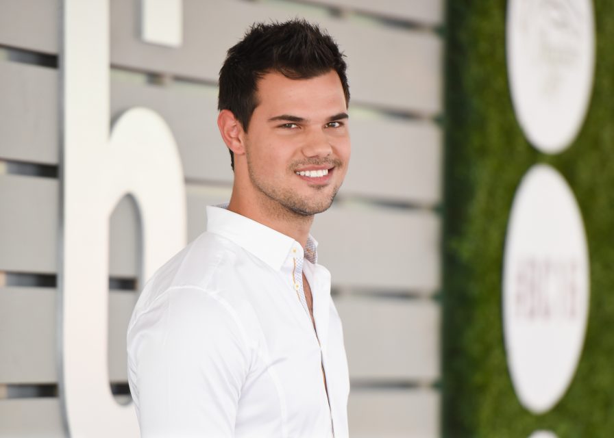 Taylor Lautner Was Spotted Kissing a ‘Scream Queens’ Co-Star