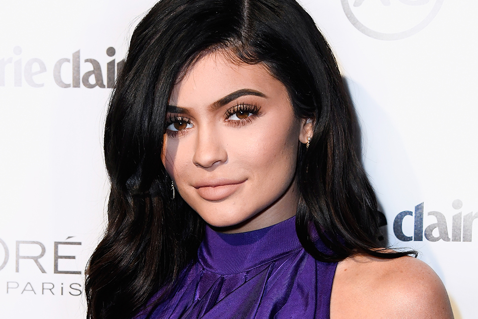 Kylie Jenner Crashed a High School Prom!