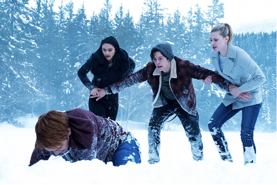 This is Why Fans Think Riverdale Season 2 Will Involve Werewolves