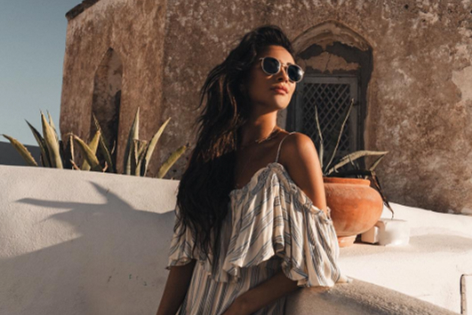 Shay Mitchell Signs a Deal With Warner Brothers!