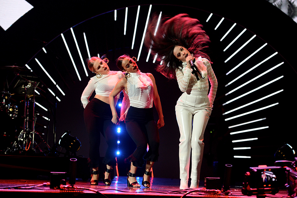 Watch All the Performances From the Radio1 Teen Awards
