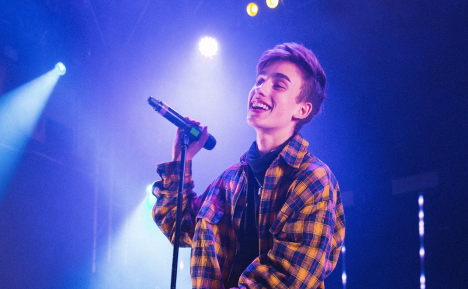 Listen: Johnny Orlando Covers ‘Falling’ by Harry Styles