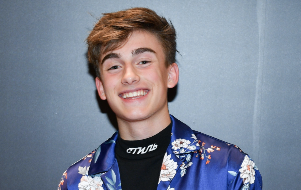 Watch: Johnny Orlando FaceTimes Asher Angel, Kenzie Ziegler & More in His ‘See You’ Music Video