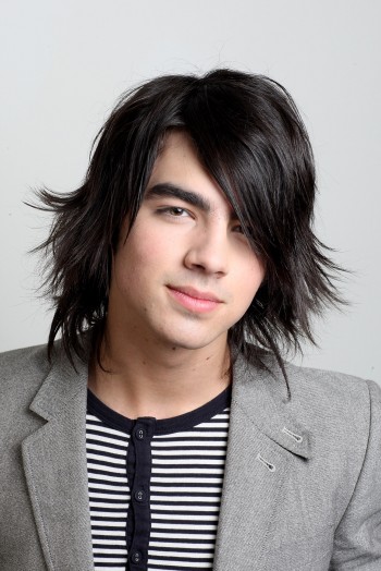 What's your favorite Joe Jonas hairstyle?  TigerBeat