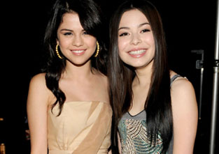 Selena Gomez & Miranda Cosgrove PARTY IT UP In Hollywood!